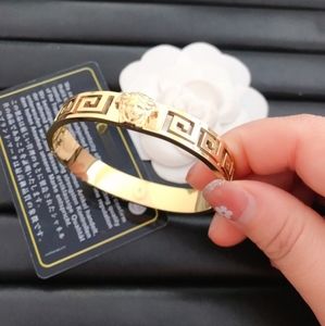 Women's Fashion Bracelet Bangle
